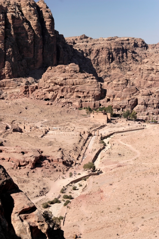 Canyon, Petra (Wadi Musa) Jordan 4.jpg